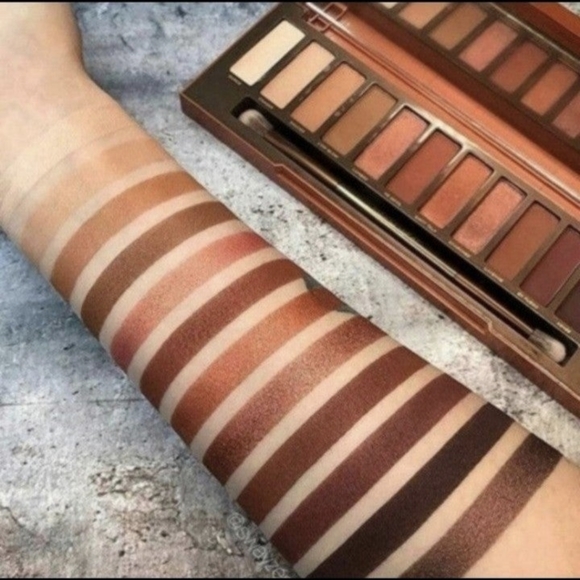 SOLD NEW Urban Decay Naked Palette 7 Piece Bundle Heat Primer Potion All Nighter - Picture 5 of 13
